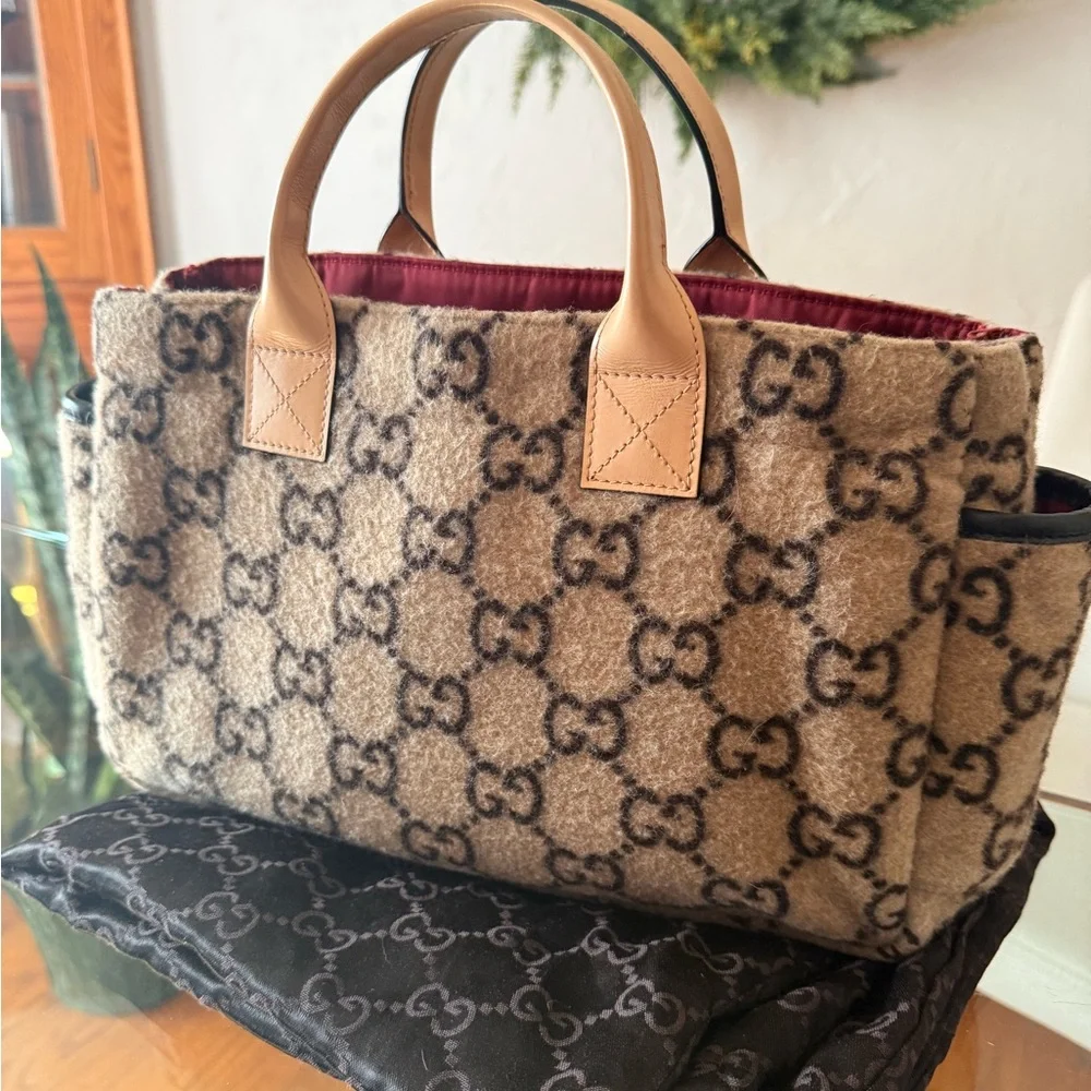 Gucci Monogram Wool Purse - Picture 3 of 8